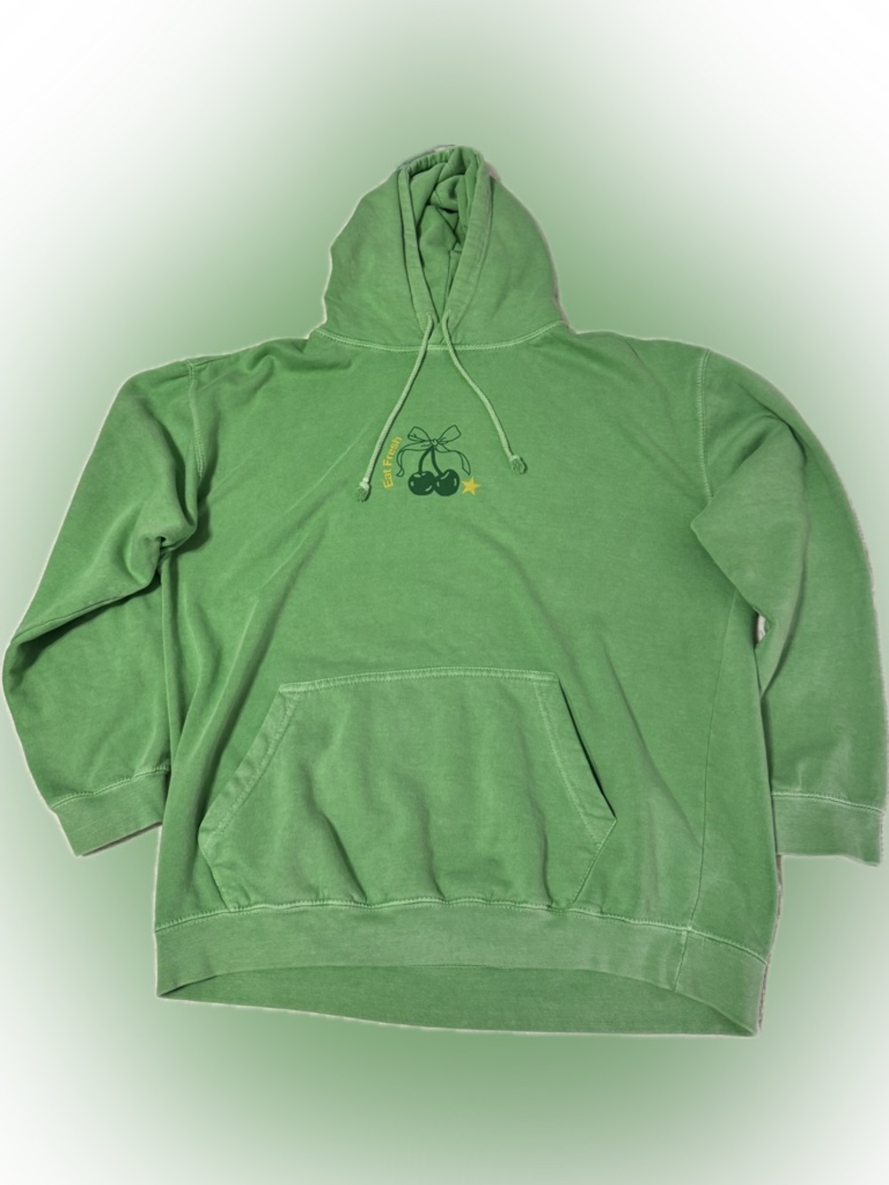 🥦 Urban Outfitters Healthy Living Graphic Hoodie 🥕